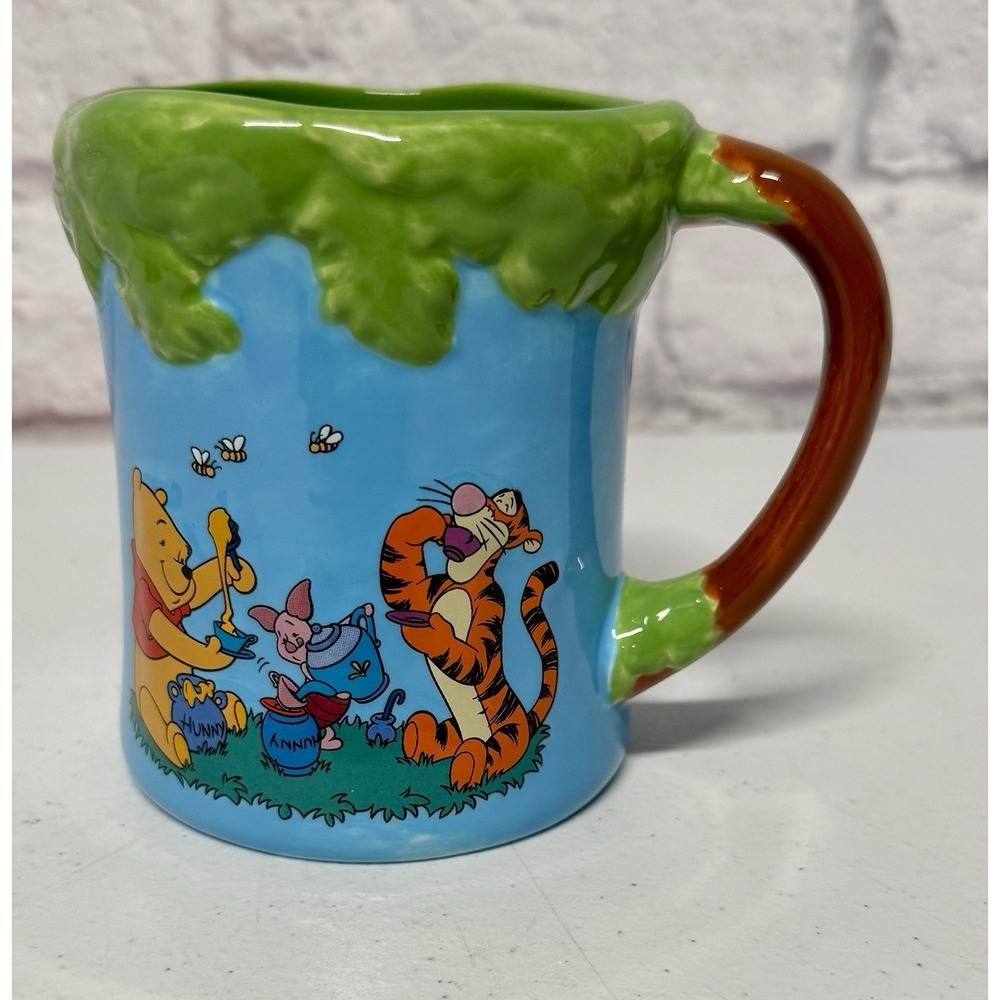 Disney Winnie The Pooh Piglet Tigger 3d Coffee Mug  A Picnic In The Sun